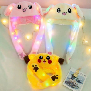 Шапка с двигающимися ушами Шапка с двигающимися ушами