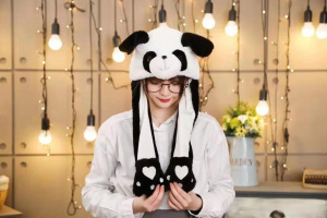 Шапка с двигающимися ушами Шапка с двигающимися ушами