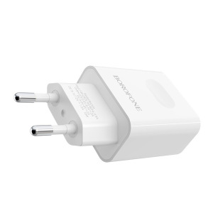 Зарядное устройство BOROFONE BA32A Bright power, 3A, белый Зарядное устройство BOROFONE BA32A Bright power, 3A, белый