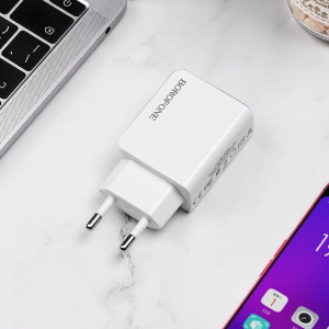 Зарядное устройство BOROFONE BA35 Brilliant 2*USB, 2.1A, белый Зарядное устройство BOROFONE BA35 Brilliant 2*USB, 2.1A, белый