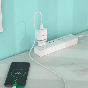 Зарядное устройство HOCO C12Q Smart, 3A, черный, 18W, кабель Type-C,QC3.0 / QC2.0 Зарядное устройство HOCO C12Q Smart, 3A, черный, 18W, кабель Type-C,QC3.0 / QC2.0