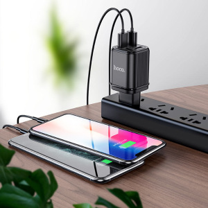 Зарядное устройство HOCO C84A Resolute USB, 3.4A, черный, четыре порта Зарядное устройство HOCO C84A Resolute USB, 3.4A, черный, четыре порта