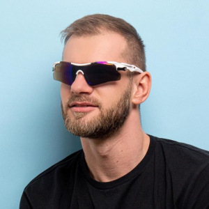 Очки спортивные, линзы под углом, оправа овальные металлические вставки, микс, 14х5.5 см Очки спортивные, линзы под углом, оправа овальные металлические вставки, микс, 14х5.5 см