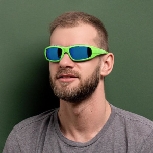 Очки спортивные, линзы голубые, оправа модная, дужки зелёные, uv 400, микс, 17х15х4.5 см Очки спортивные, линзы голубые, оправа модная, дужки зелёные, uv 400, микс, 17х15х4.5 см