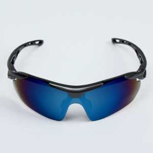 Очки спортивные "Мастер К." UV400, ширина 14 см, дужка 14 см, линза 4.5х8 см Очки спортивные "Мастер К." UV400, ширина 14 см, дужка 14 см, линза 4.5х8 см