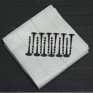 Агроткань застилочная, с разметкой, 5 × 1,55 м, плотность 100 г/м², полипропилен, белая, колышки - 12 шт., Nacsan Агроткань застилочная, с разметкой, 5 × 1,55 м, плотность 100 г/м², полипропилен, белая, колышки - 12 шт., Nacsan