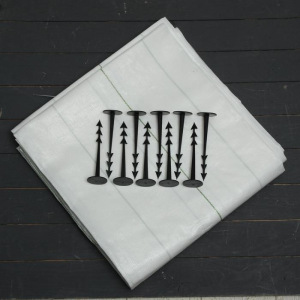 Агроткань застилочная, с разметкой, 5 × 2,1 м, плотность 100 г/м², полипропилен, белая, колышки - 10 шт., Nacsan Агроткань застилочная, с разметкой, 5 × 2,1 м, плотность 100 г/м², полипропилен, белая, колышки - 10 шт., Nacsan