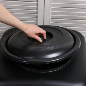 Бак для душа, 100 л, с крышкой, с резьбой под кран, чёрный Бак для душа, 100 л, с крышкой, с резьбой под кран, чёрный