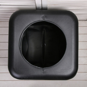 Бак для душа, 150 л, с крышкой, с резьбой под кран, чёрный Бак для душа, 150 л, с крышкой, с резьбой под кран, чёрный