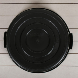 Бак хозяйственно-бытовой, 40 л, с крышкой, чёрный Бак хозяйственно-бытовой, 40 л, с крышкой, чёрный