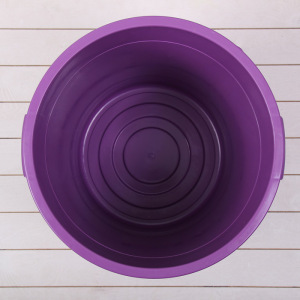 Бак хозяйственно-бытовой «Колор», 40 л, с крышкой, цвет МИКС Бак хозяйственно-бытовой «Колор», 40 л, с крышкой, цвет МИКС