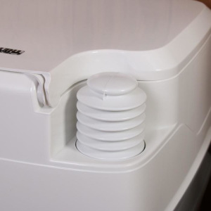 Биотуалет жидкостный Porta Potti Qube 165, нижний бак 21 л, верхний бак 15 л Биотуалет жидкостный Porta Potti Qube 165, нижний бак 21 л, верхний бак 15 л