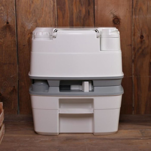 Биотуалет жидкостный Porta Potti Qube 365, нижний бак 21 л, верхний бак 15 л Биотуалет жидкостный Porta Potti Qube 365, нижний бак 21 л, верхний бак 15 л