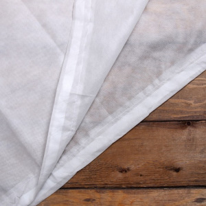 Чехол для растений, конус на завязках, 160 × 110 см, спанбонд с УФ-стабилизатором, плотность 60 г/м², белый Чехол для растений, конус на завязках, 160 × 110 см, спанбонд с УФ-стабилизатором, плотность 60 г/м², белый