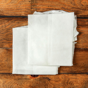 Чехол для растений, конус на завязках, 80 × 75 см, спанбонд с УФ-стабилизатором, плотность 60 г/м², набор 2 шт., белый Чехол для растений, конус на завязках, 80 × 75 см, спанбонд с УФ-стабилизатором, плотность 60 г/м², набор 2 шт., белый