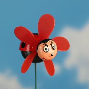 Декоративный штекер "Божья коровка" с пропеллером Декоративный штекер "Божья коровка" с пропеллером