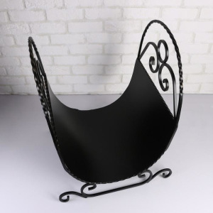 Дровница кованая с поддоном, черная, 60х50х85см Дровница кованая с поддоном, черная, 60х50х85см