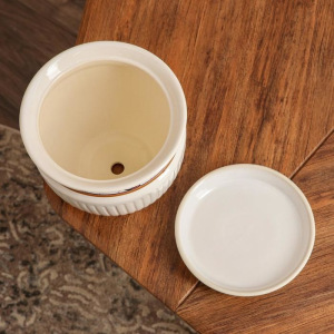 Горшок для цветов "Антика" белое, 2,8 л Горшок для цветов "Антика" белое, 2,8 л