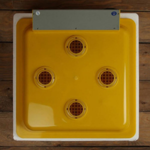 Инкубатор бытовой, на 56 яиц, автоматический переворот, 220 В, с кормушкой, поилкой, овоскопом, NIKA Инкубатор бытовой, на 56 яиц, автоматический переворот, 220 В, с кормушкой, поилкой, овоскопом, NIKA