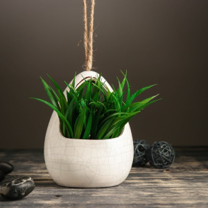 Кашпо керамическое подвесное "Корзинка" белое 13*11*18 см Кашпо керамическое подвесное "Корзинка" белое 13*11*18 см