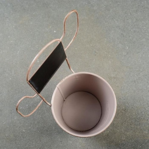 Кашпо металлическое "Ведерко" с табличкой для записей, микс10,5*8*10,5см Кашпо металлическое "Ведерко" с табличкой для записей, микс10,5*8*10,5см