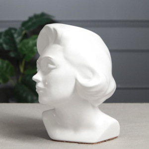 Кашпо "Голова девушки", белый цвет, 20 см Кашпо "Голова девушки", белый цвет, 20 см