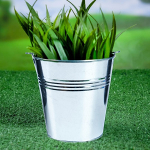 Кашпо "Ведерко" 11*10,5см Кашпо "Ведерко" 11*10,5см