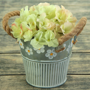 Кашпо "Ведерко" 11,5*11,5*10 см Кашпо "Ведерко" 11,5*11,5*10 см