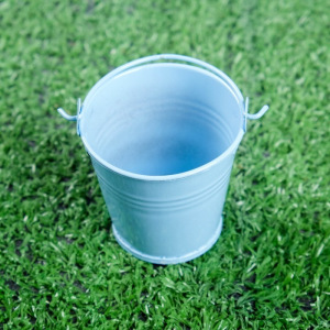 Кашпо "Ведерко" 6*6*6 см голубое Кашпо "Ведерко" 6*6*6 см голубое