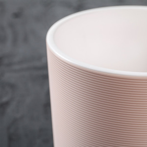 Кашпо со вставкой «Лион», 2 л, цвет пудровый-белый Кашпо со вставкой «Лион», 2 л, цвет пудровый-белый