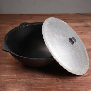 Казан чугунный, 12 л, плоское дно, алюминиевая крышка Казан чугунный, 12 л, плоское дно, алюминиевая крышка