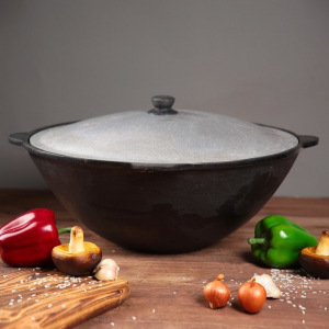 Казан чугунный, 12 л, плоское дно, алюминиевая крышка Казан чугунный, 12 л, плоское дно, алюминиевая крышка