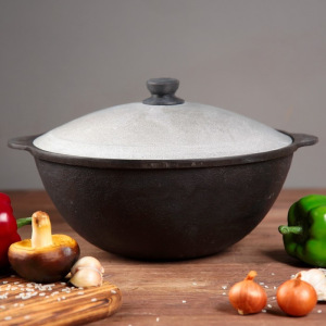 Казан чугунный, 4,5 л, плоское дно, алюминиевая крышка Казан чугунный, 4,5 л, плоское дно, алюминиевая крышка