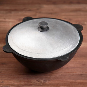 Казан чугунный, 6 л, круглое дно, алюминиевая крышка Казан чугунный, 6 л, круглое дно, алюминиевая крышка