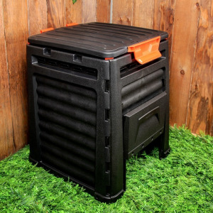 Компостер пластиковый, 320 л, с крышкой, 65 × 65 × 75 см, черный Компостер пластиковый, 320 л, с крышкой, 65 × 65 × 75 см, черный