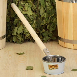 Ковш для бани из нержавеющей стали, 0.35л, 60 см, с деревянной ручкой, "Добропаровъ" Ковш для бани из нержавеющей стали, 0.35л, 60 см, с деревянной ручкой, "Добропаровъ"