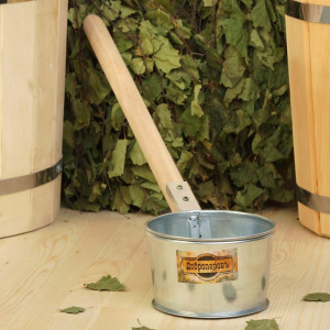 Ковш для бани из оцинкованной стали, 0.7л, 50 см, с деревянной ручкой, "Добропаровъ" Ковш для бани из оцинкованной стали, 0.7л, 50 см, с деревянной ручкой, "Добропаровъ"