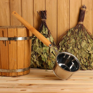 Ковш для бани металлический, 1.2л, 56 см, с деревянной ручко Ковш для бани металлический, 1.2л, 56 см, с деревянной ручко