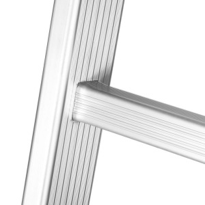 Лестница двухсекционная "Ремоколор" 63-2-006, универсальная, алюминиевая, 6 ступеней Лестница двухсекционная "Ремоколор" 63-2-006, универсальная, алюминиевая, 6 ступеней