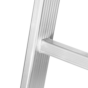 Лестница односекционная "Ремоколор" 63-1-006, алюминиевая, 6 ступеней Лестница односекционная "Ремоколор" 63-1-006, алюминиевая, 6 ступеней