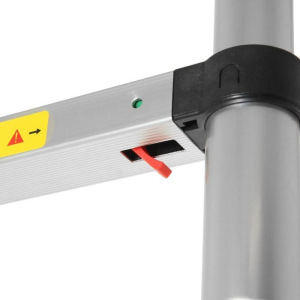 Лестница телескопическая TUNDRA, алюминиевая, 9 ступеней, автомат, 2.6 м Лестница телескопическая TUNDRA, алюминиевая, 9 ступеней, автомат, 2.6 м