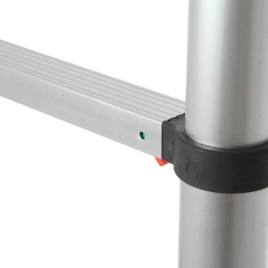 Лестница телескопическая в сумке TUNDRA, алюминиевая, 11 ступеней, автомат, 3.2 м Лестница телескопическая в сумке TUNDRA, алюминиевая, 11 ступеней, автомат, 3.2 м