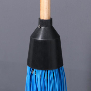 Метла деревянная, 140 см, 4 фланца, массив бука, микс Метла деревянная, 140 см, 4 фланца, массив бука, микс