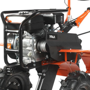 Мотоблок бензиновый Patriot УРАЛ, 7.8 л.с, 5.7 кВт, 4/2 скор., 90х30 см, колеса EXTREME Мотоблок бензиновый Patriot УРАЛ, 7.8 л.с, 5.7 кВт, 4/2 скор., 90х30 см, колеса EXTREME