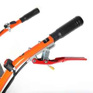 Мотоблок бензиновый PATRIOT УРАЛ M, 7.8 л.с, 5.7 кВт, 6/2 скор., 90х30 см, колеса EXTREME Мотоблок бензиновый PATRIOT УРАЛ M, 7.8 л.с, 5.7 кВт, 6/2 скор., 90х30 см, колеса EXTREME