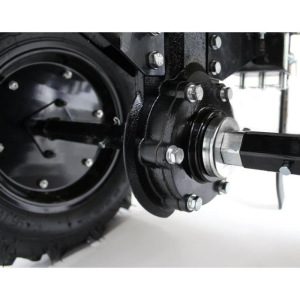 Мотоблок Huter МК-8000М BIG FOOT, бенз., 8 л.с., 6 кВт, 2/1 ск., шир./гл 100/30 см + ПОДАРОК Мотоблок Huter МК-8000М BIG FOOT, бенз., 8 л.с., 6 кВт, 2/1 ск., шир./гл 100/30 см + ПОДАРОК