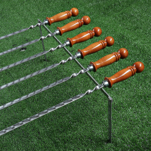 Набор 6 шампуров 50 см, складной мангал, кочерга в камуфляжном чехле Набор 6 шампуров 50 см, складной мангал, кочерга в камуфляжном чехле