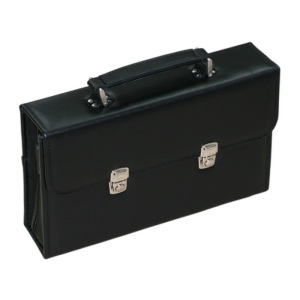 Набор «Автомобильный» в сумке-кейсе из натуральной кожи (4 персоны) Набор «Автомобильный» в сумке-кейсе из натуральной кожи (4 персоны)