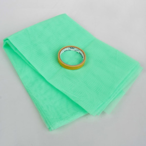 Набор для защиты окон и дверей от насек.шир.150см*2,0м+липкая лента 0,015х6м Набор для защиты окон и дверей от насек.шир.150см*2,0м+липкая лента 0,015х6м