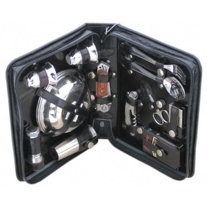 Набор дорожный в сумке из натуральной кожи (2 персоны) Набор дорожный в сумке из натуральной кожи (2 персоны)